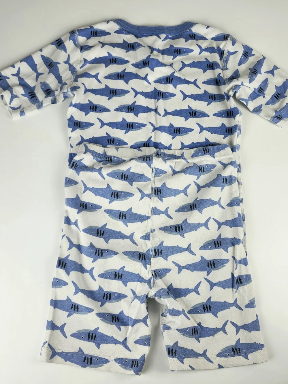 Hanna Andersson Blue and White Shark Print Pajama Set